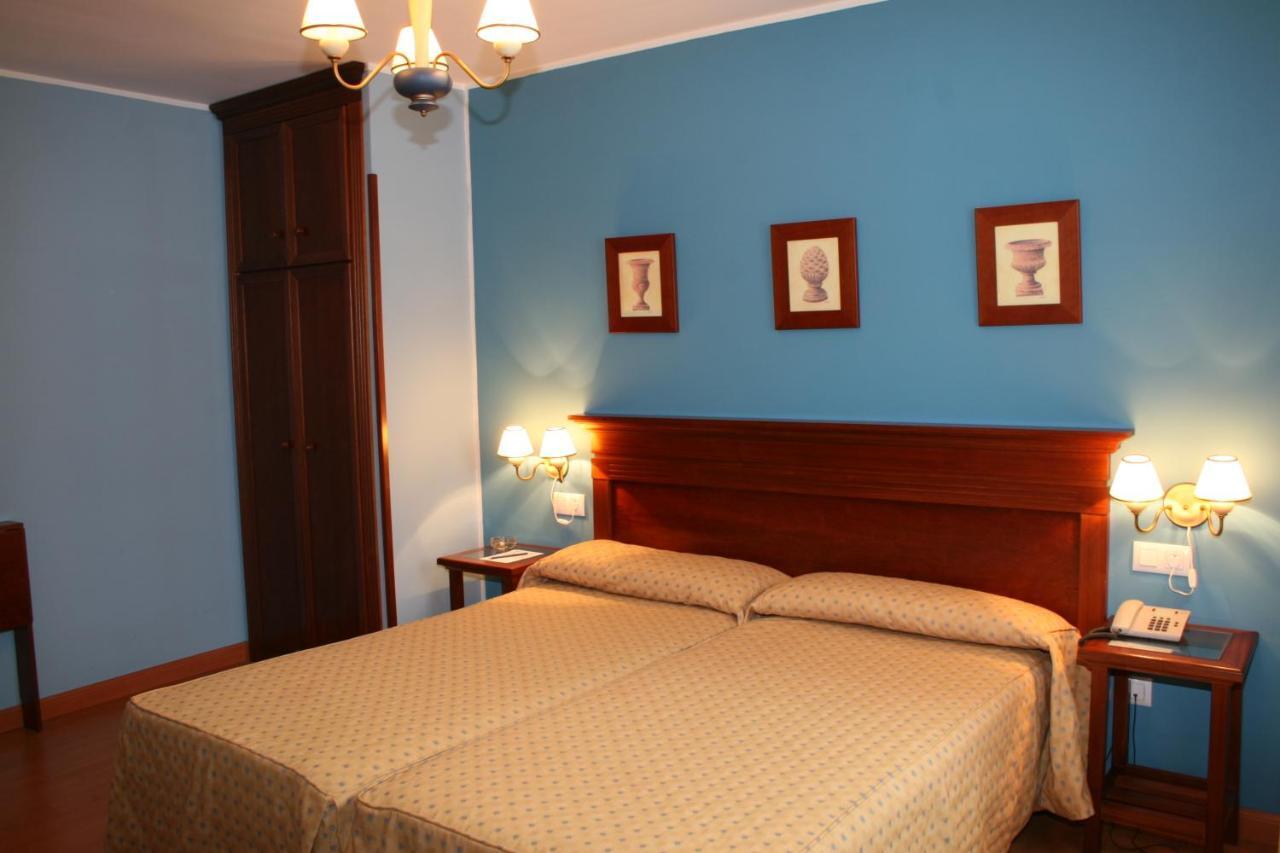 Hotel La Estrada Les Arriondes Zimmer foto